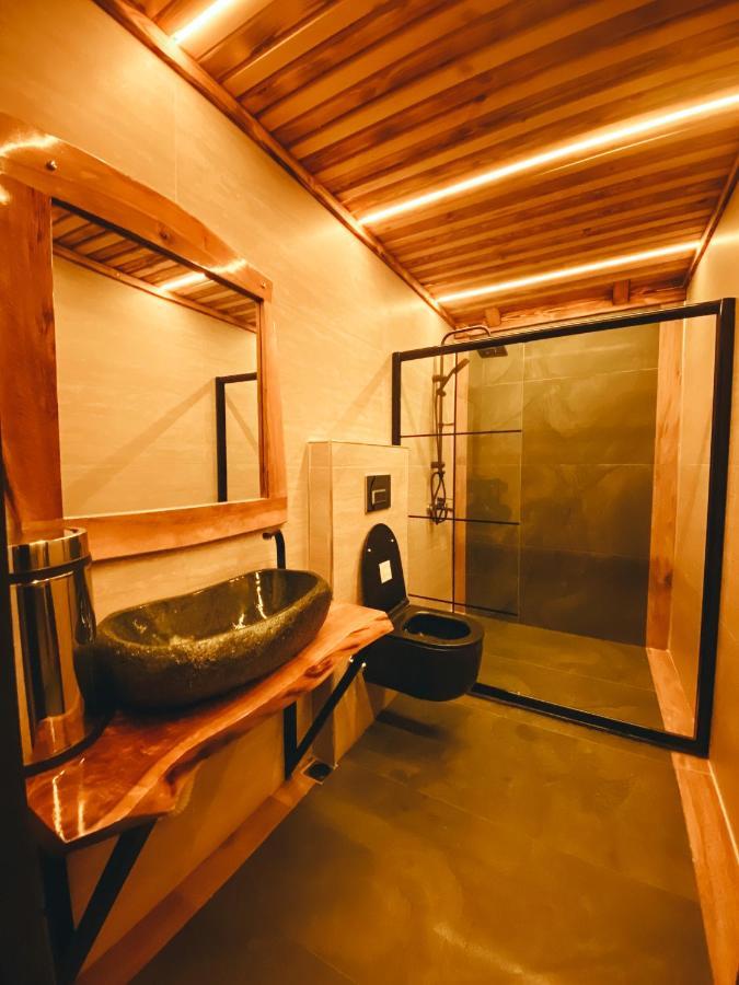 Zirvedekal Suit Otel Çamlıhemşin Exteriör bild